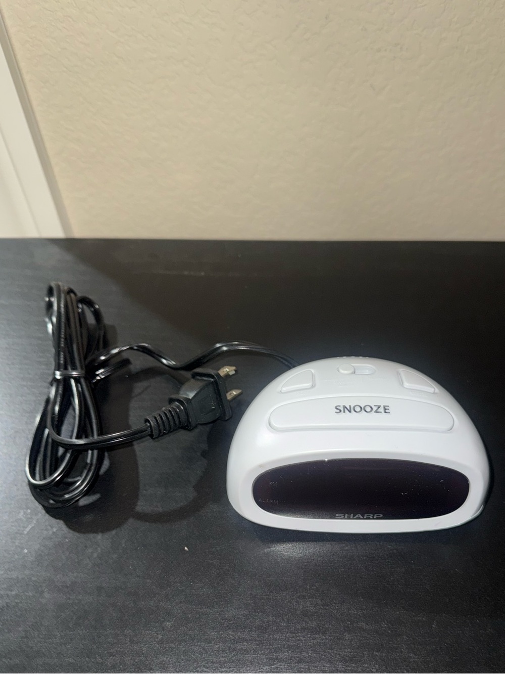Sharp White Digital Alarm Clock with Snooze Button